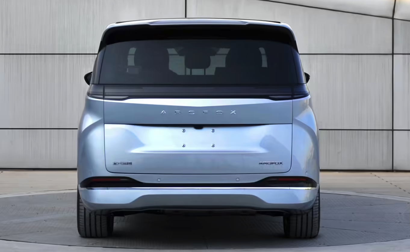 北汽极狐首款豪华中大型MPV广州车展首发 工信部申报信息曝光